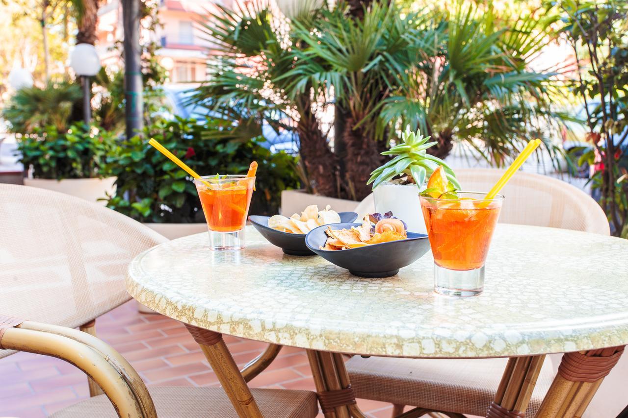 Hotel Costaverde チェゼナーティコ エクステリア 写真